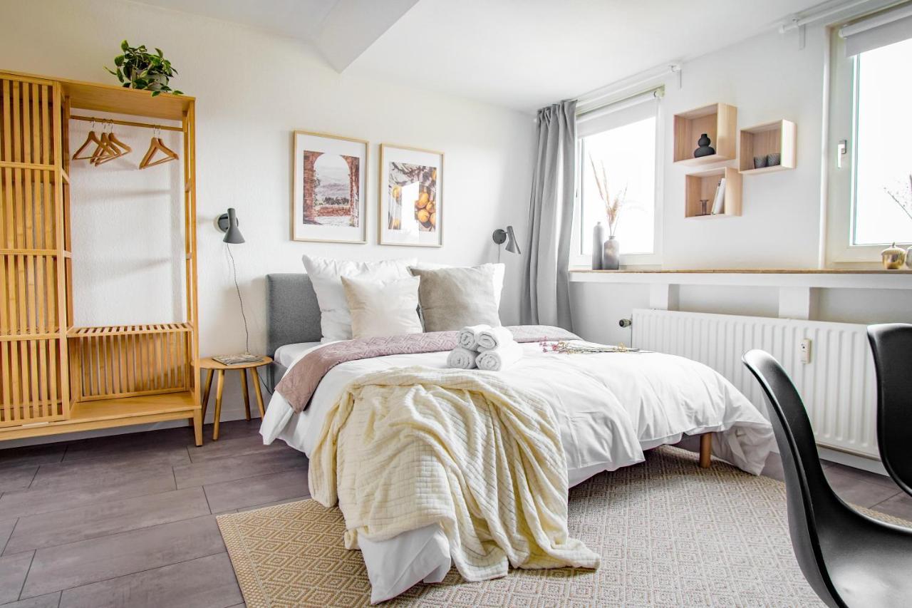 Homefy Sky - Free Parking - Elevator - Desk - Netflix Apartment Essen